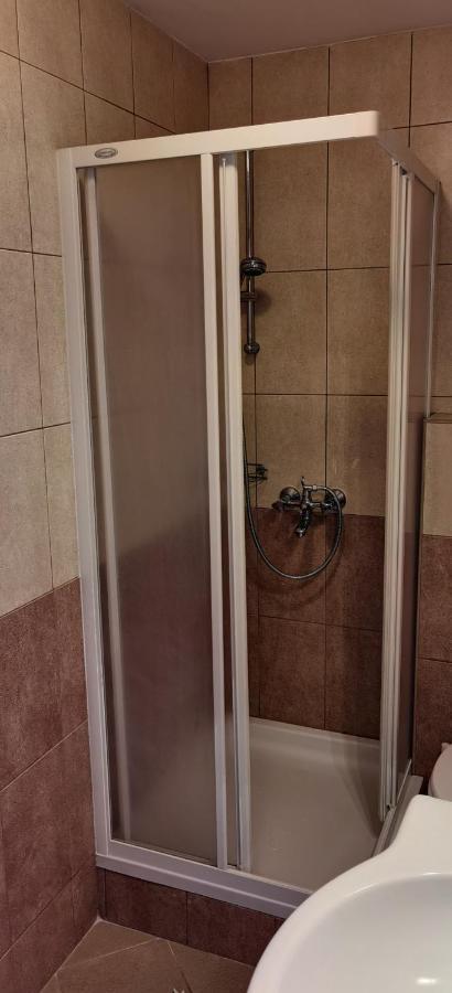 Apartmani Neva Supetar Kültér fotó