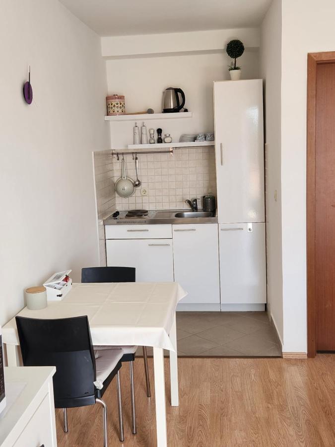 Apartmani Neva Supetar Kültér fotó