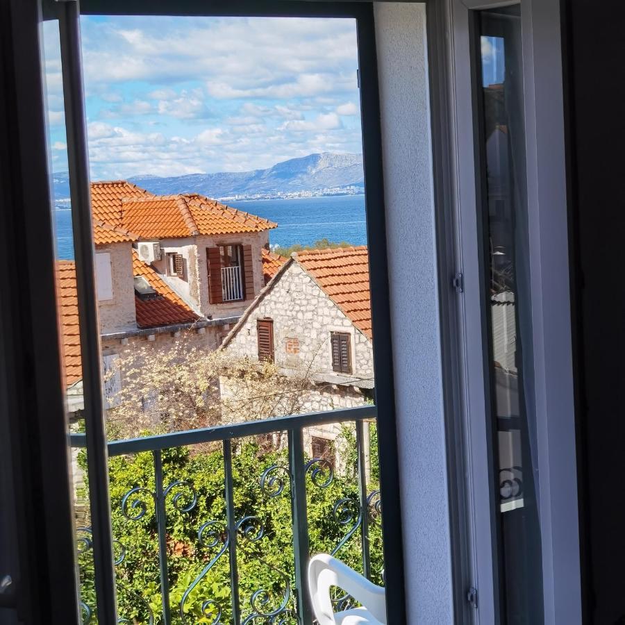 Apartmani Neva Supetar Kültér fotó