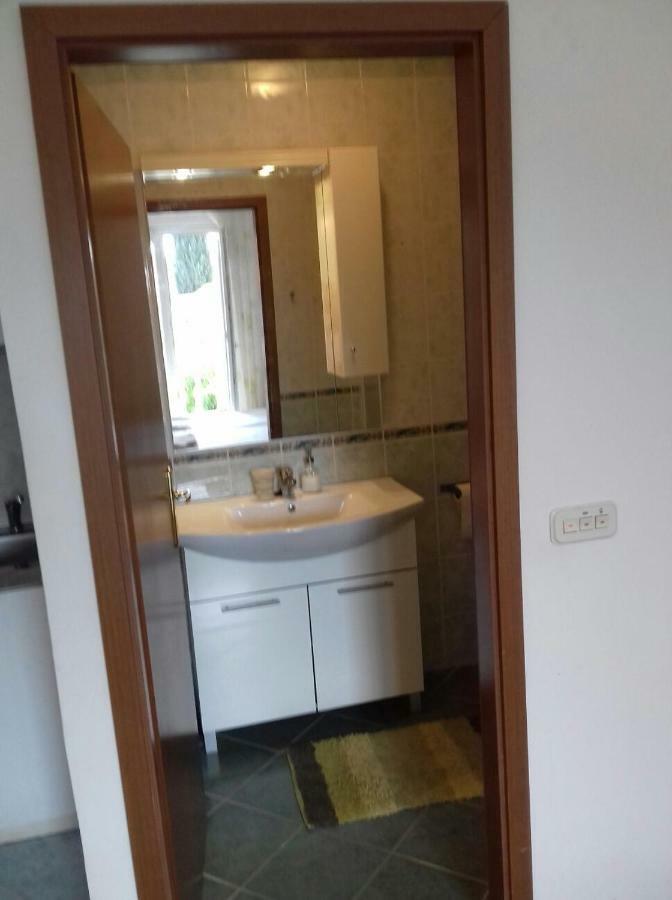 Apartmani Neva Supetar Kültér fotó